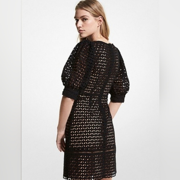 Michael Kors NWT Eyelet cotton dress size 0. - Picture 15 of 16